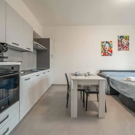 Marilyn - Modern And Cozy Apartment