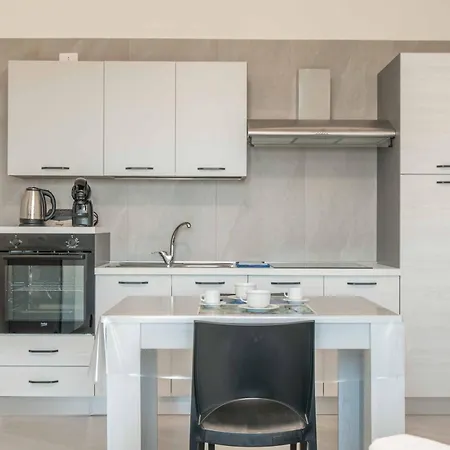 Marilyn - Modern And Cozy * Somma Lombardo