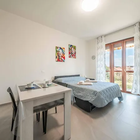 Marilyn - Modern And Cozy Apartment