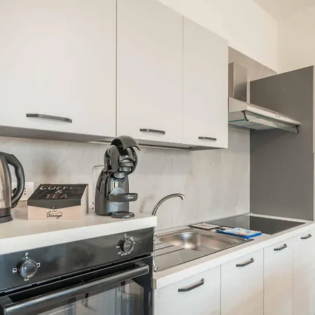 Marilyn&Einstein - Modern And Cozy Apartments * Сомма-Ломбардо